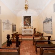 Chapel_villa_cabbiavoli_tuscany